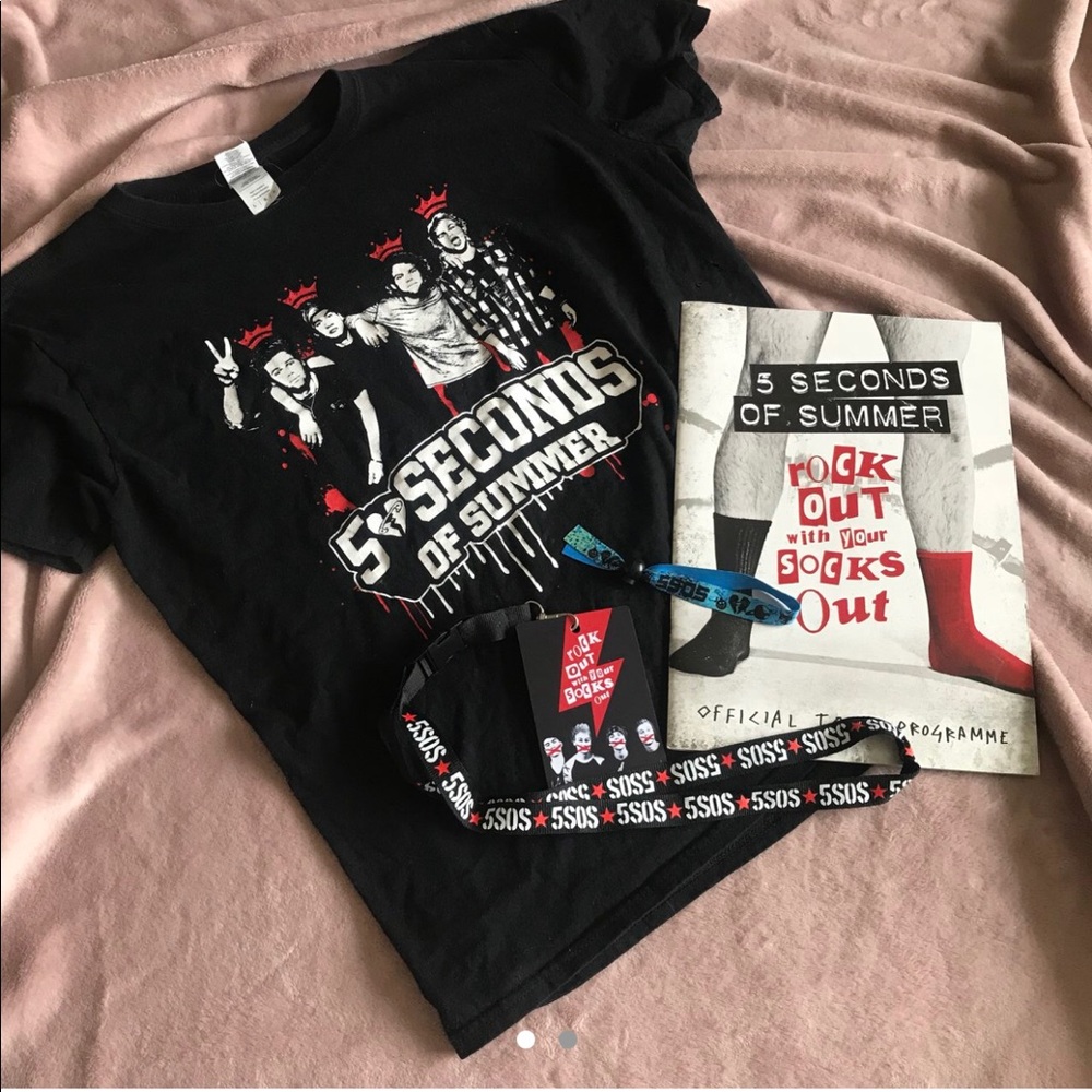 5 Seconds of Summer merch Bundle